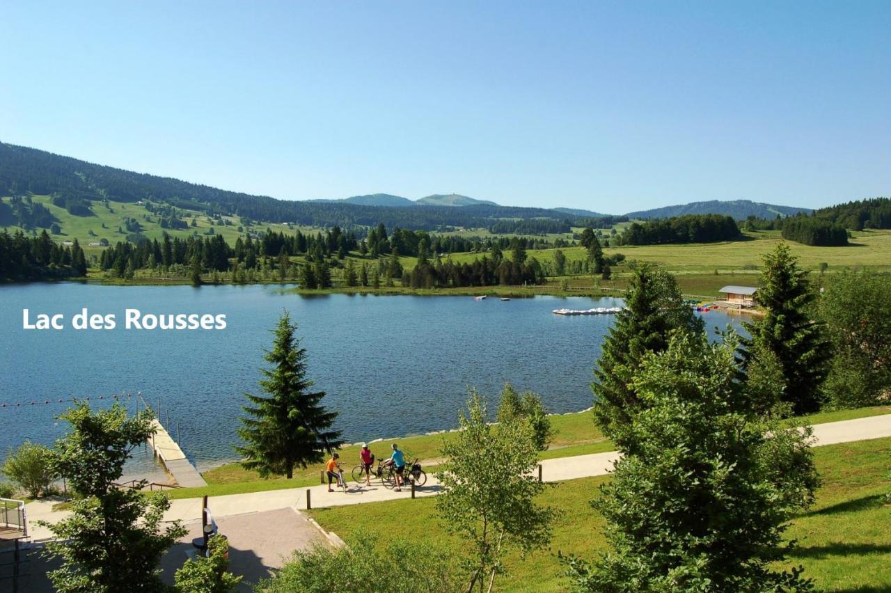 Sauna En Bord De Riviere Morez Exterior photo