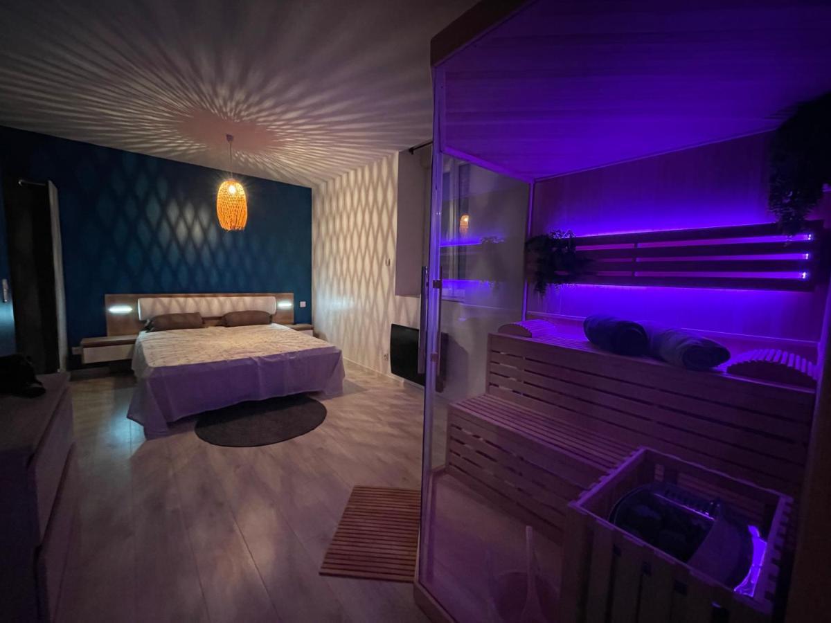 Sauna En Bord De Riviere Morez Exterior photo