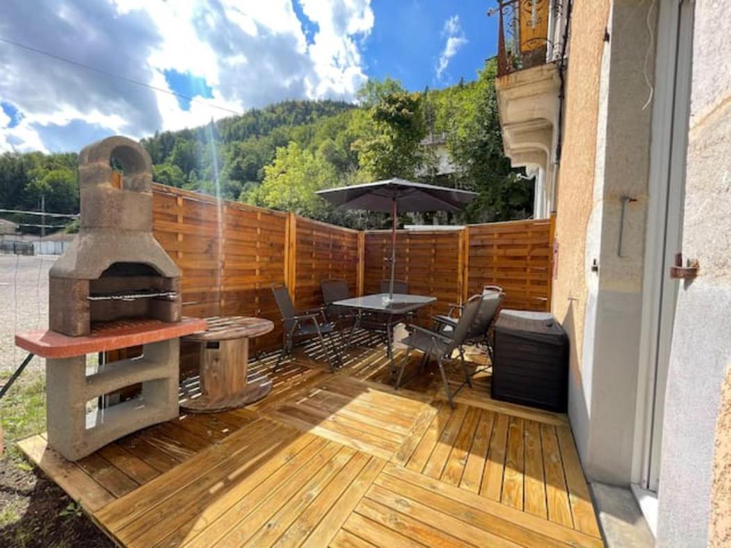 Sauna En Bord De Riviere Morez Exterior photo