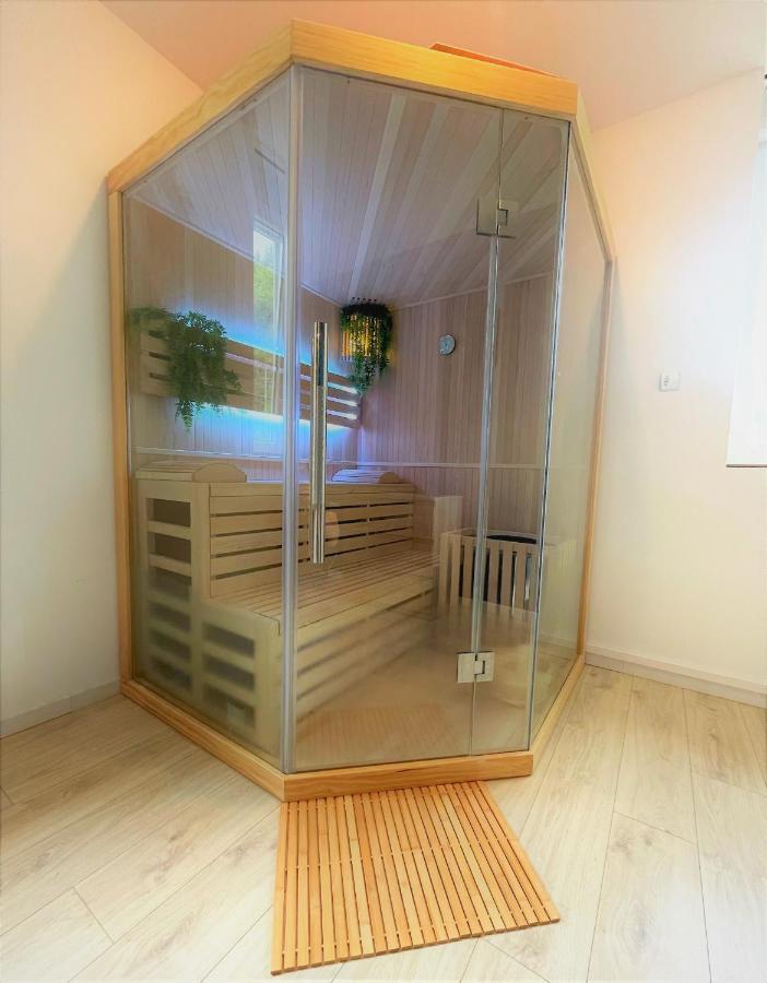 Sauna En Bord De Riviere Morez Exterior photo